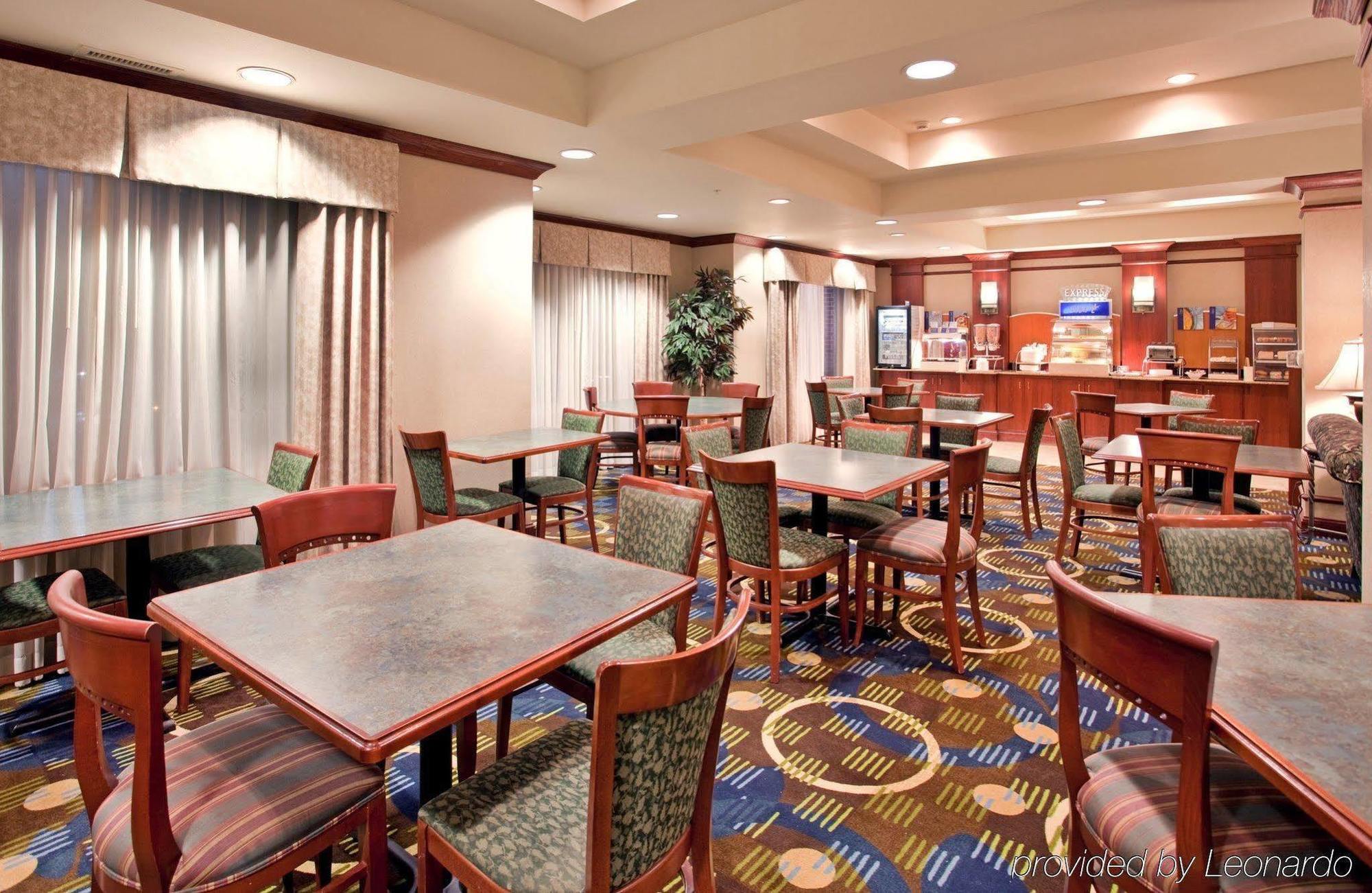 Holiday Inn Express Independence - Kansas City By Ihg Kültér fotó