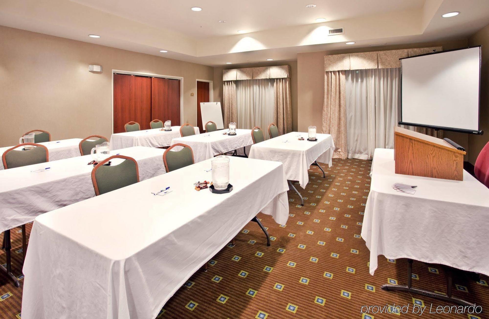 Holiday Inn Express Independence - Kansas City By Ihg Kültér fotó